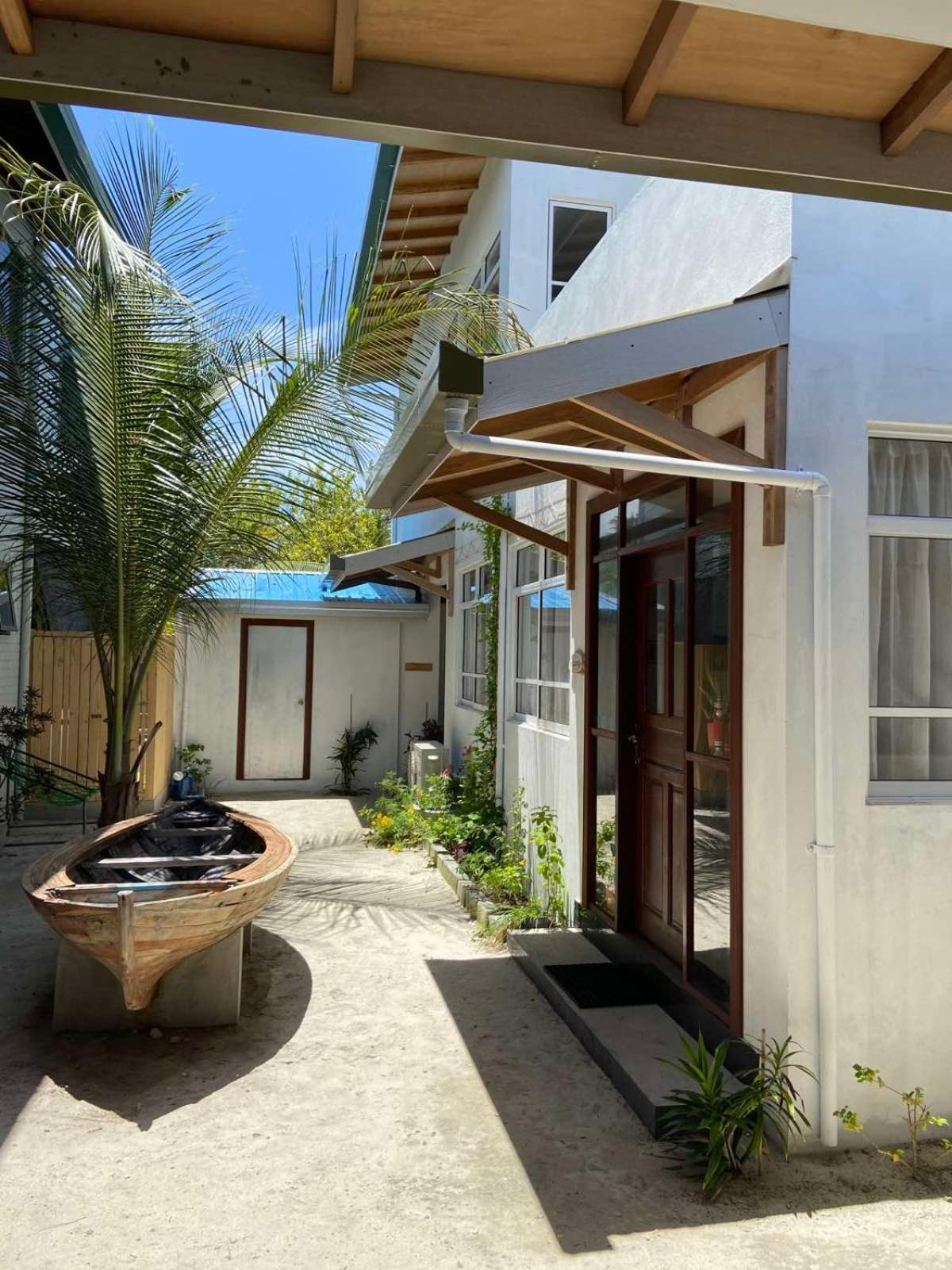 Cerulean View Residence Hanimaadhoo Island Exterior photo