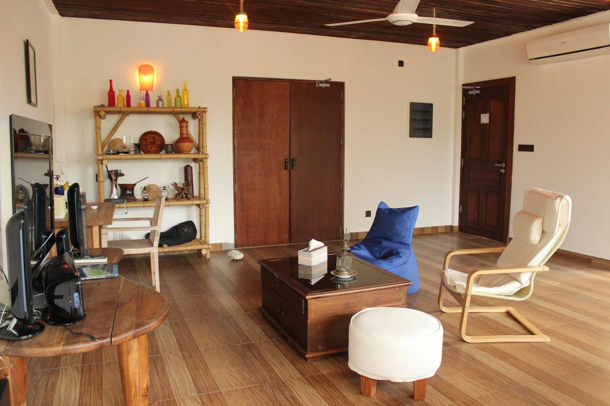Cerulean View Residence Hanimaadhoo Island Exterior photo